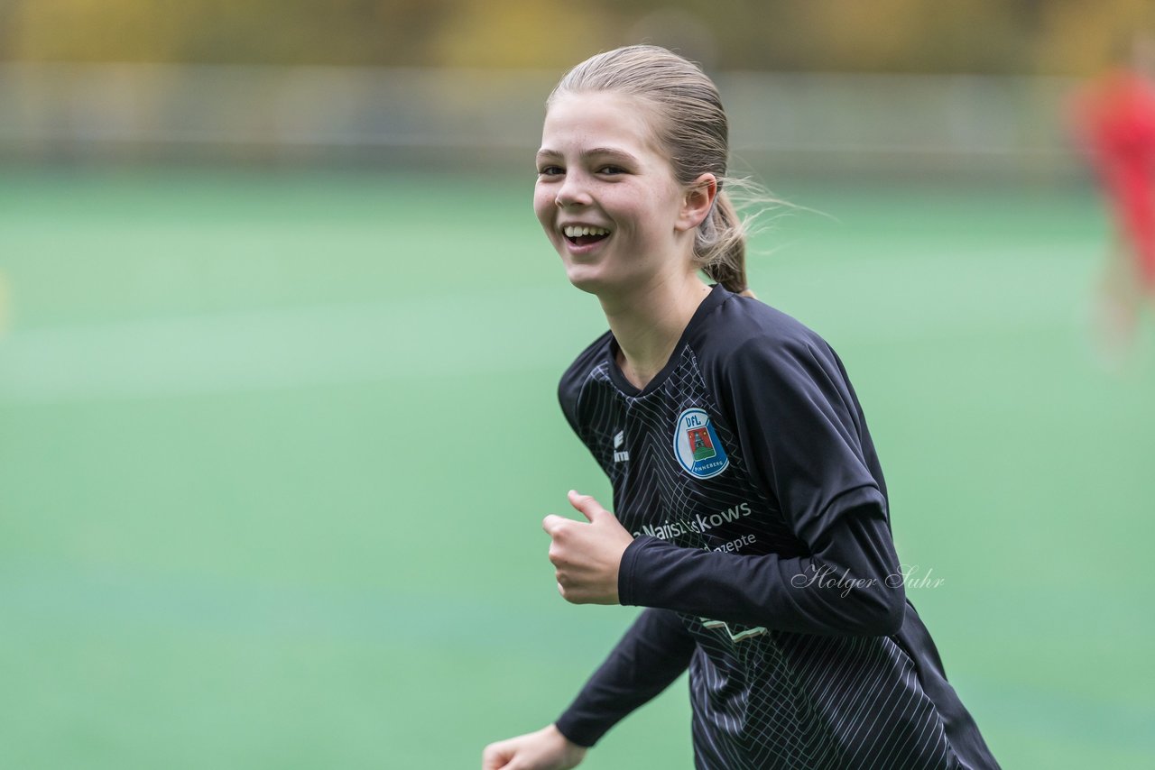 Bild 454 - wCJ VfL Pinneberg - Eimsbuettler TV : Ergebnis: 0:3